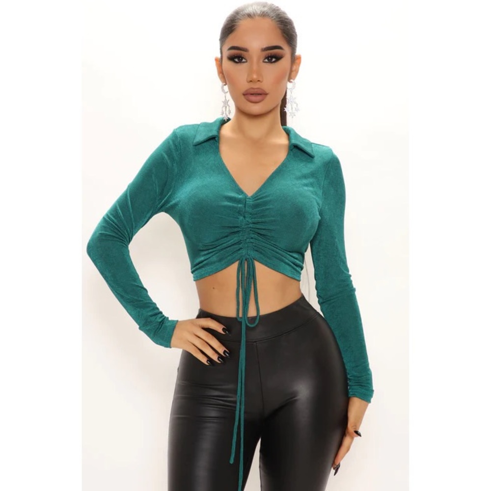 Fashion Nova Collared Crop Top